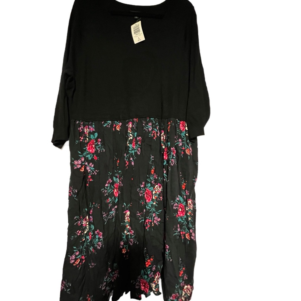 Torrid Black Floral 3/4 Sleeve Dress